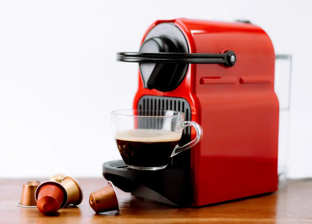 Kahve Gurmelerine Özel 15 Öneri: 2025'in En İyi Kahve Makineleri! 25 Nespresso D40 Inissia İnceleme