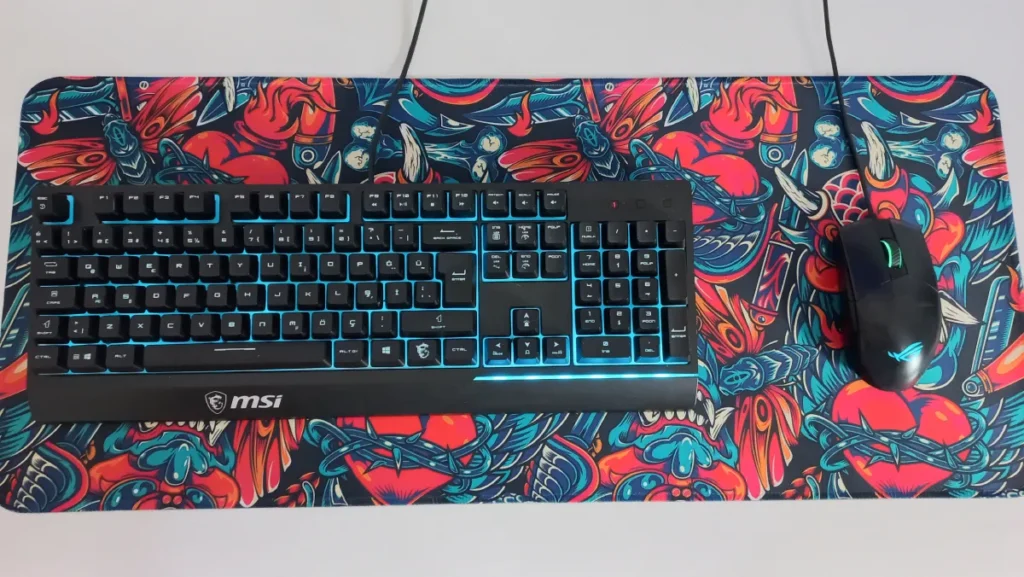 İlyuka Mouse Pad İncelemesi: Oyuncular İçin Yüksek Fiyat-Performans Mouse Pad!