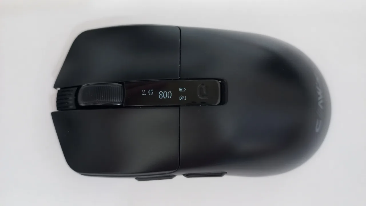 Claw's Venator İnceleme 5 Test alanımzdaki Claws Venator modelinin malzeme kalitesine baktığımız yukardan çekilmiş bir fotoğraf.